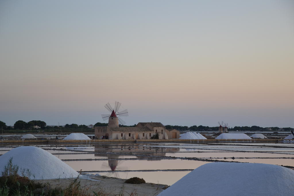 Case Vacanza Torre Lupa Marsala Buitenkant foto