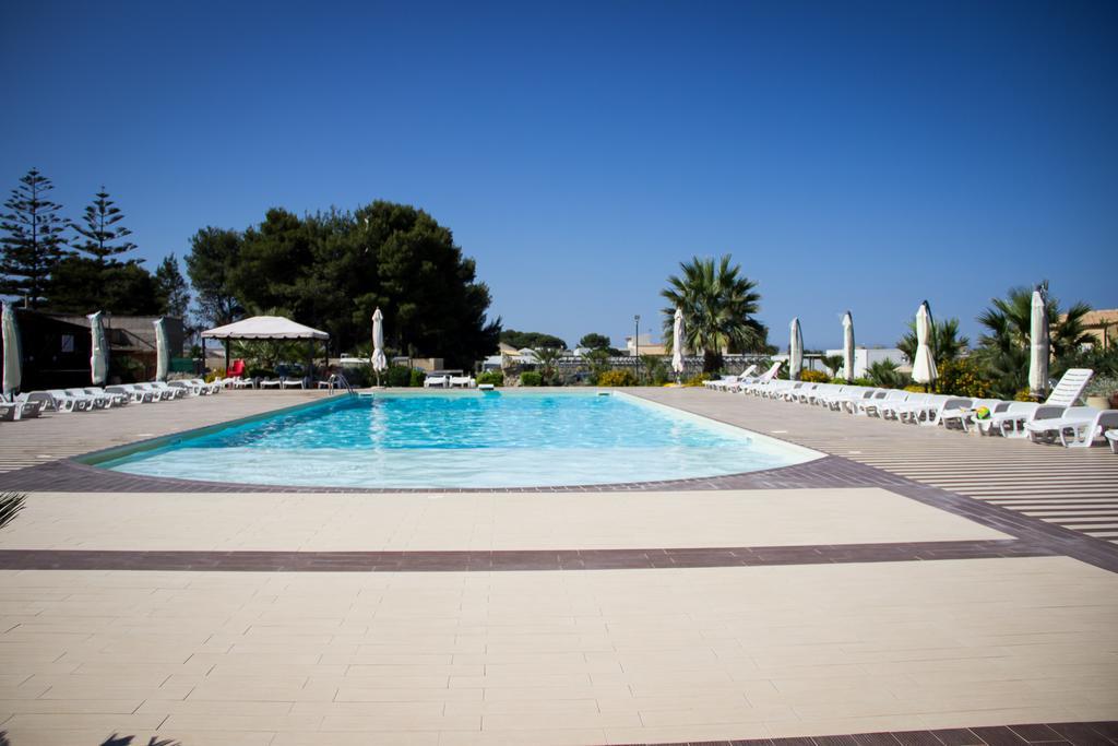 Case Vacanza Torre Lupa Marsala Buitenkant foto